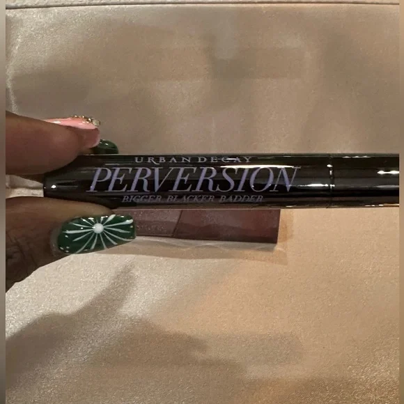 Lancôme & Urban Decay Beauty Bundle - W/Full-Size Items & Limited Edition Case - Picture 9 of 14